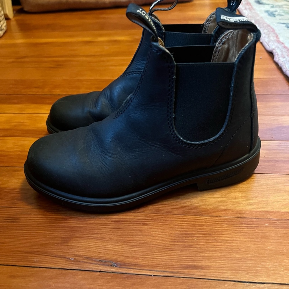 Blundstone youth Black Leather Chelsea Boots